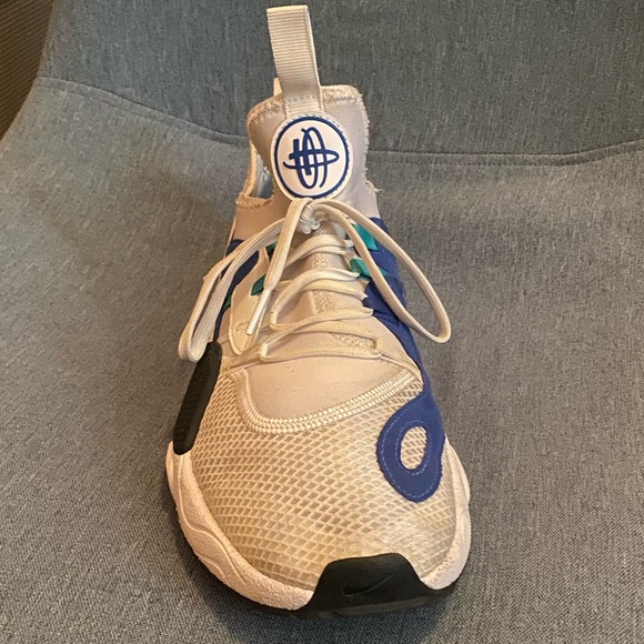 Nike Huarache Edge, worn a couple times but no damaged done to them - Picture 2 of 3